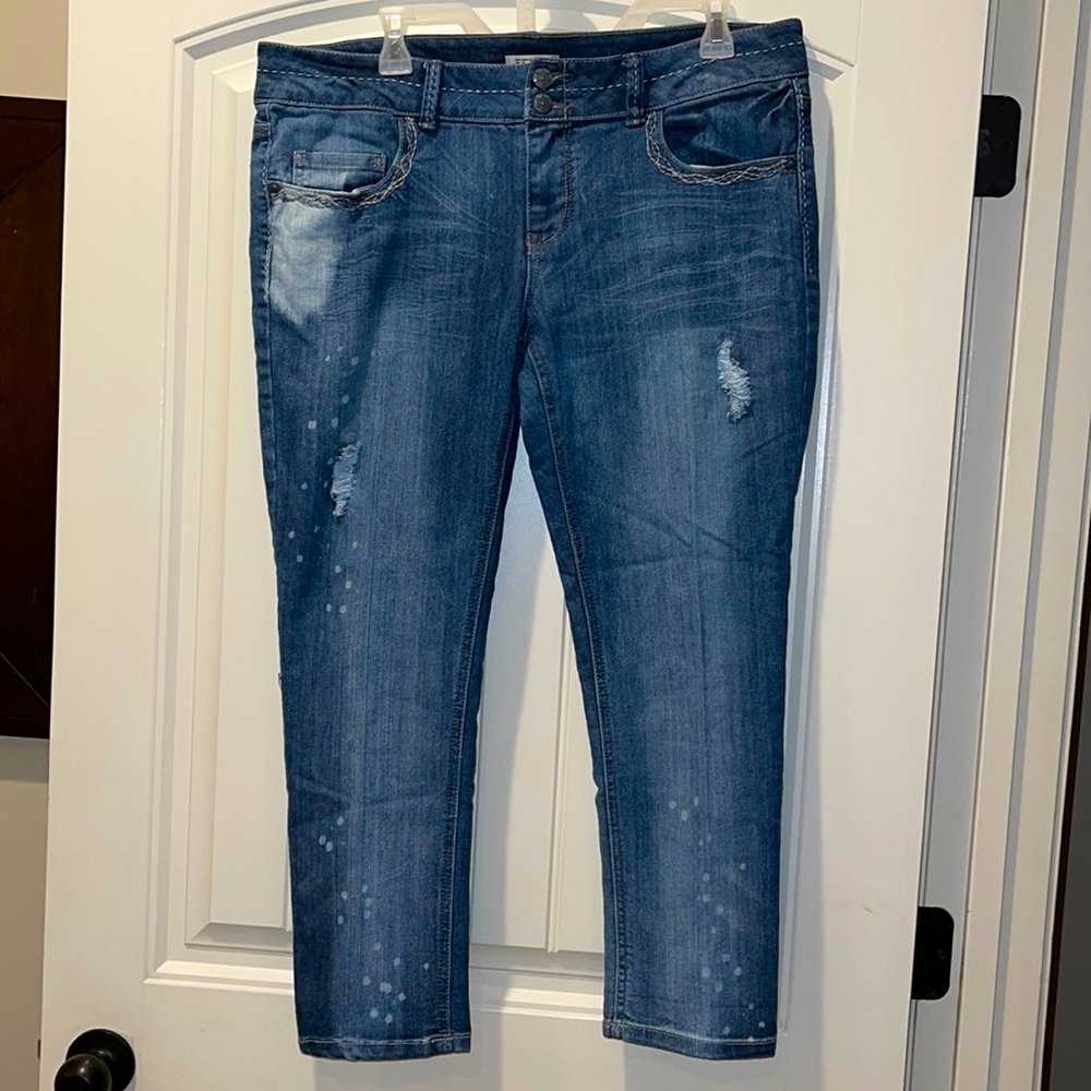 Mudd cropped/ankle jeans size 17